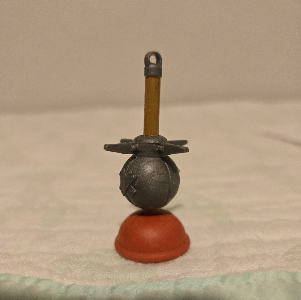 Fortnite Clinger Sticky Grenade Fodder Action Figure Toy.